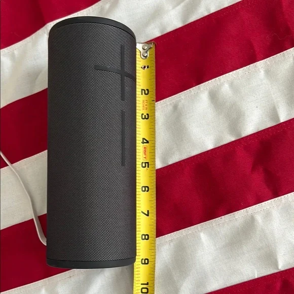 Black Portable Bluetooth Speaker - Picture 8 of 13